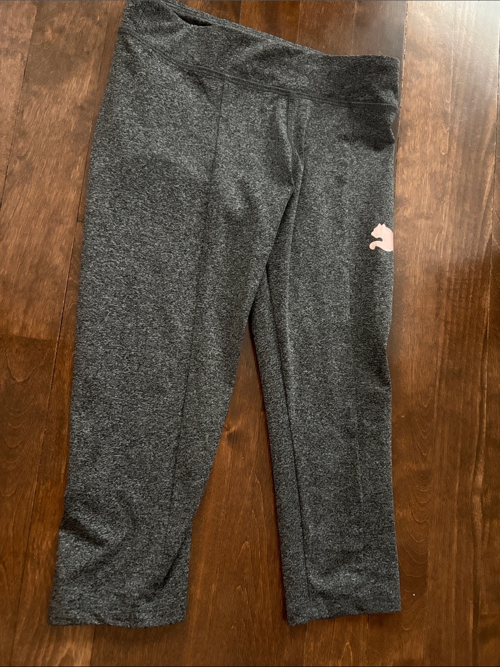 Puma Girls' Heather Gray Active Capri Leggings with Pink Logo